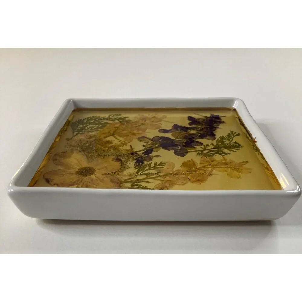 Dried Flowers in Acrylic Ikea Ceramic‎ Square Tile Plate 5.5